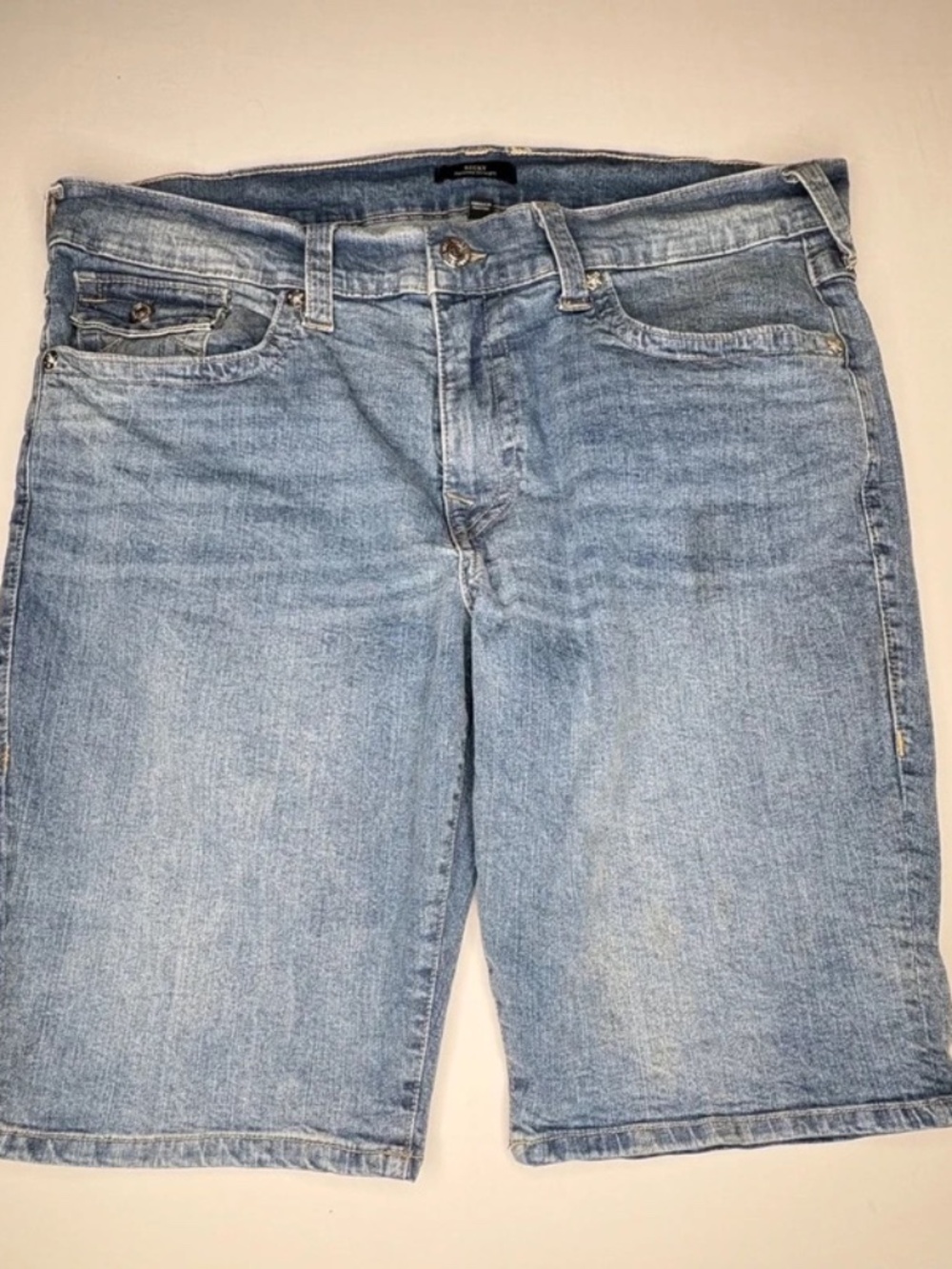 True Religion Ricky Relaxed Straight Men’s Denim Shorts Size 38